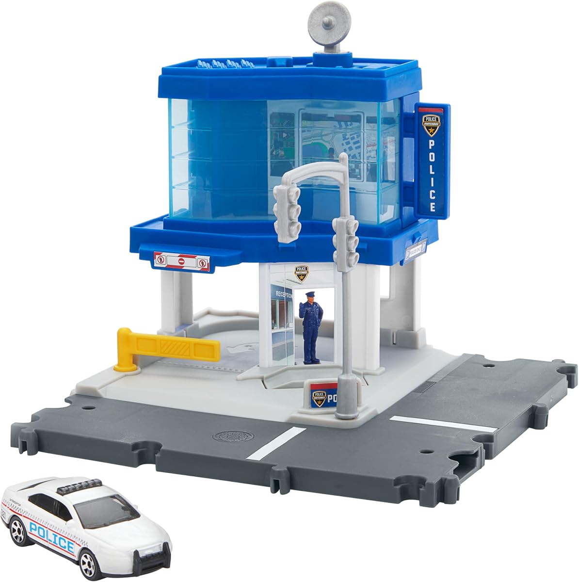 Car & Playset, Action Drivers Police Traffic Center with 1:64 Scale Ford Polic — view 2